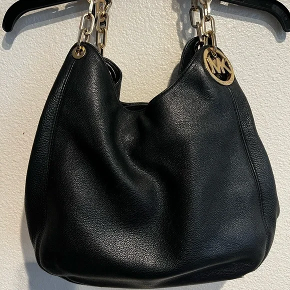 MICHAEL KORS
Fulton‎ Hobo Black Leather Shoulder Bag - Picture 3 of 9